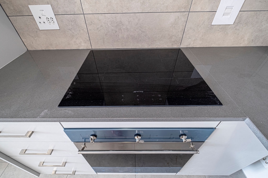 To Let 2 Bedroom Property for Rent in Summerstrand Eastern Cape